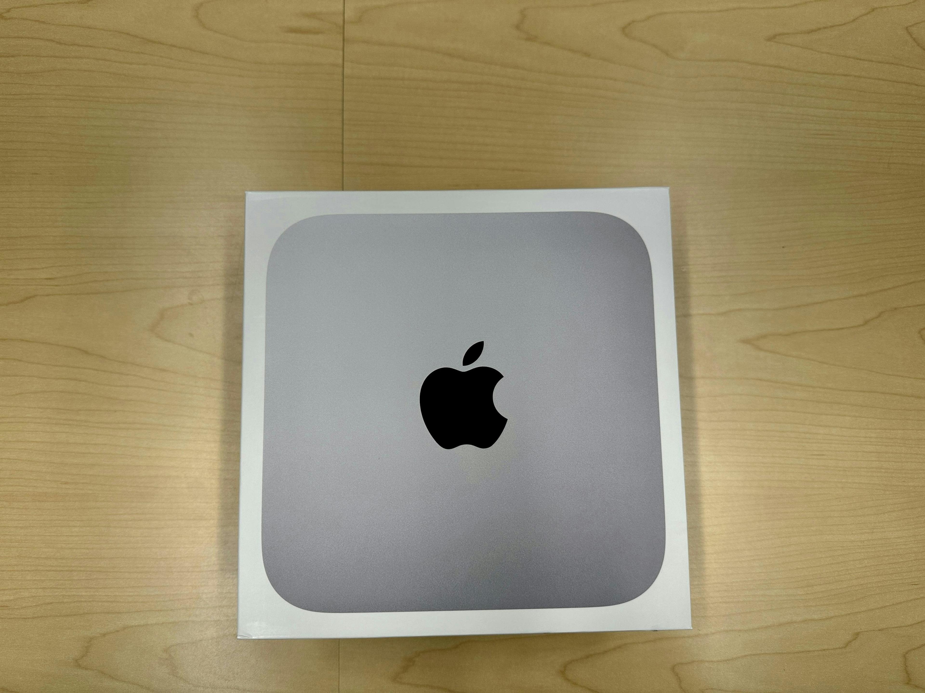 Image showing the box of the Mac mini M2 Pro.
